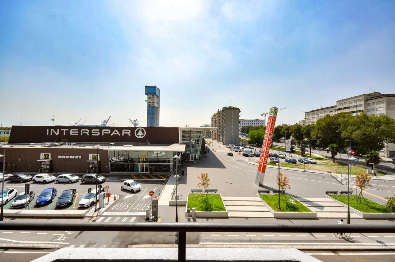 Deep Green Mestre Exterior foto